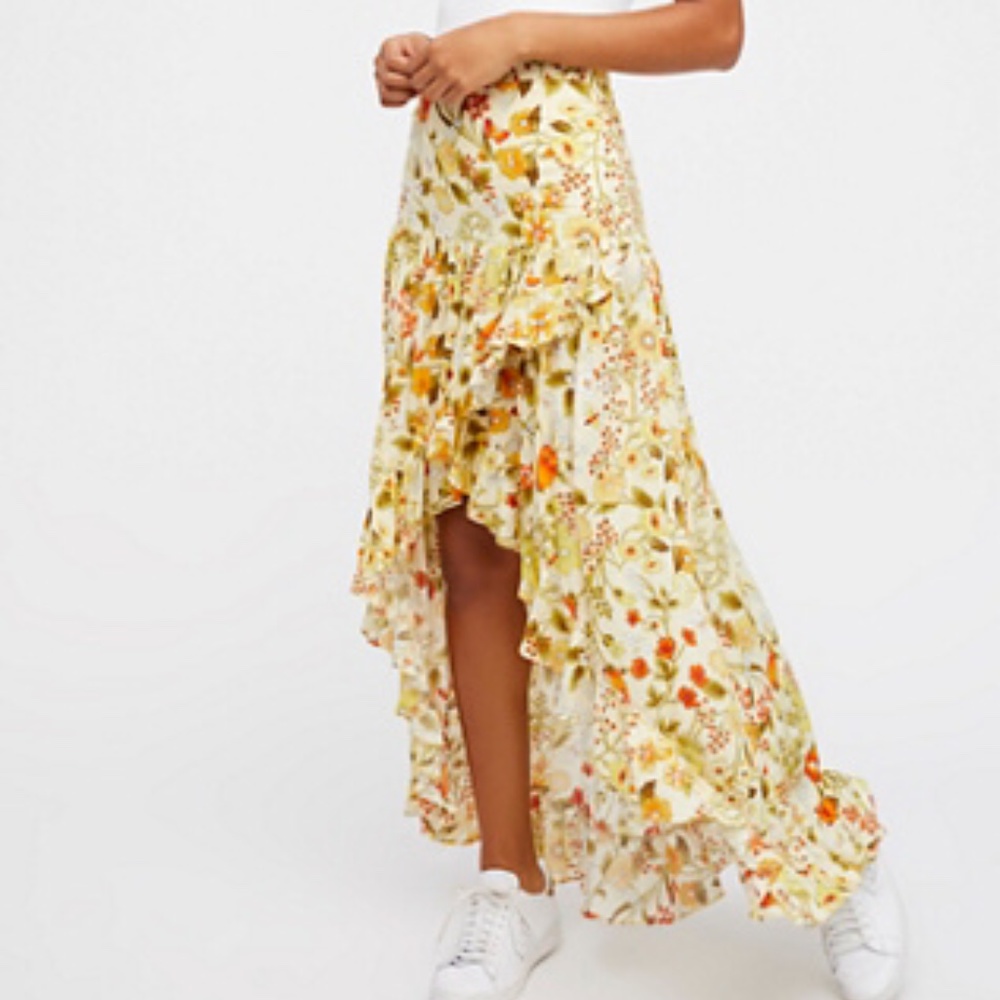 NWOT spell Sayulita Frill Split Skirt